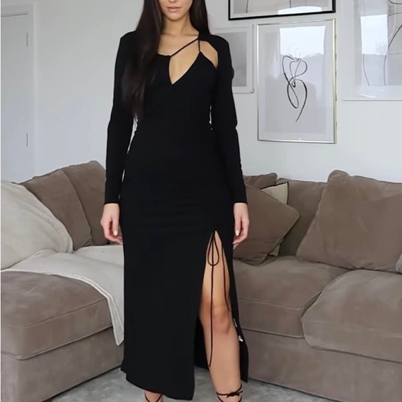 GORGEOUS ZARA Cut Out Gathered Asymmetric Neckline Dress - Picture 2 of 3